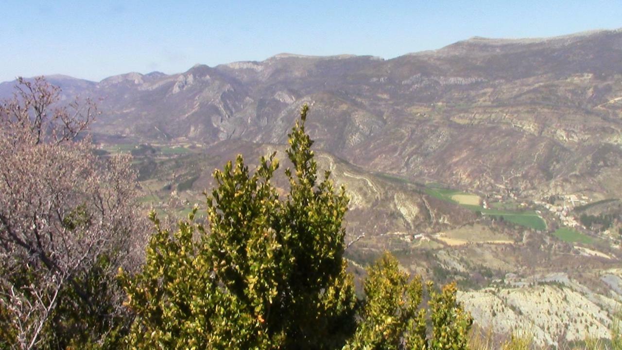 Gites Les Costoliers Châteauneuf-Miravail 외부 사진